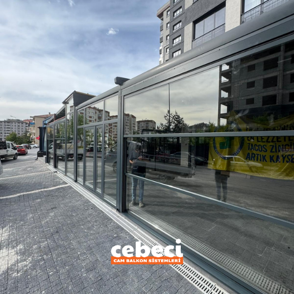 balkon kapatma sistemleri konusunda Cebeci Cam Balkon uygulama görseli