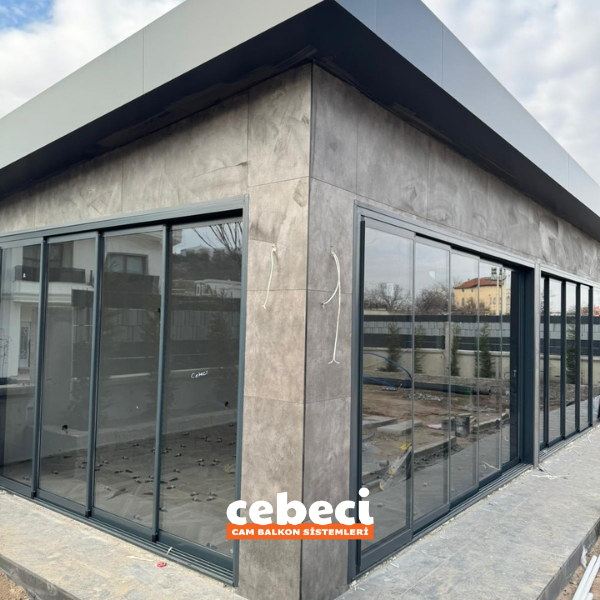 cam balkon ev değeri konusunda Cebeci Cam Balkon uygulama görseli